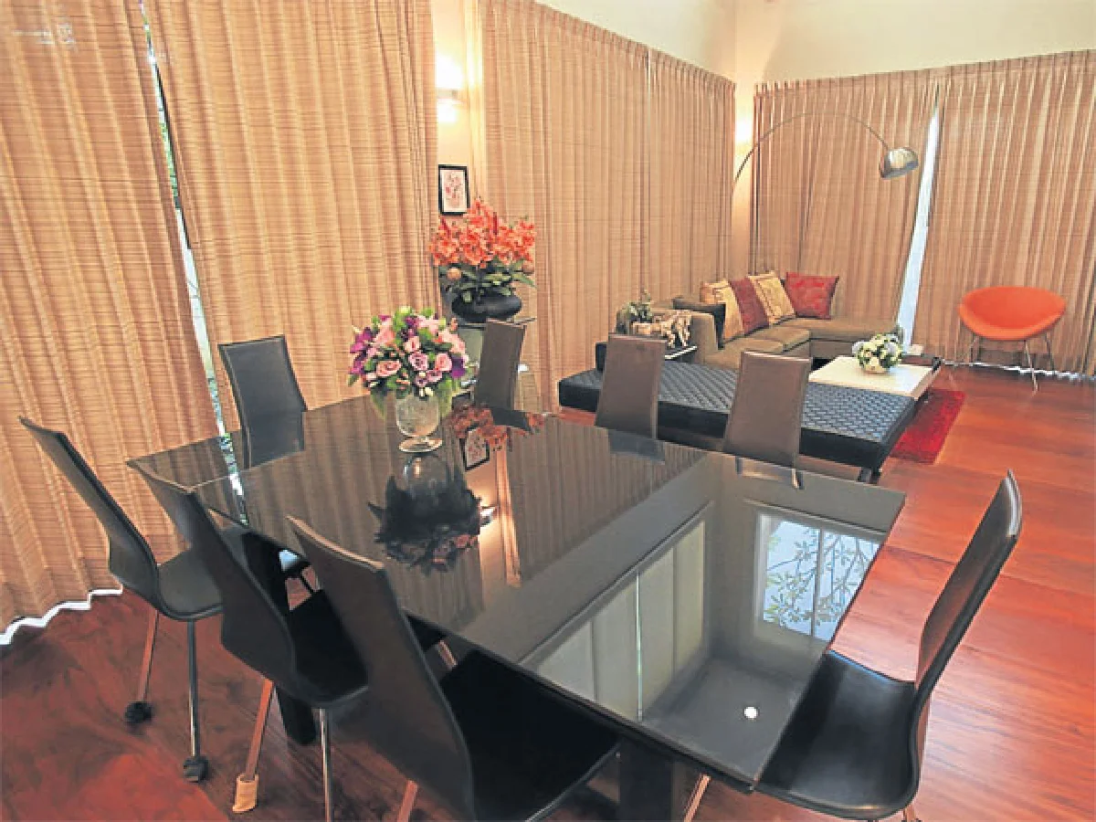 อยู่ด้วยกันในบ้านหลังนี้ ของ ‘ธนกร วีรชาติยานุกูล’