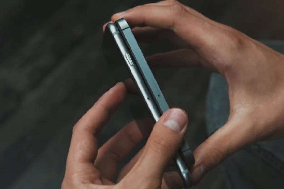 เผยภาพโมเดล'ไอโฟน6'ก่อนเปิดตัวจริง (มีคลิป)