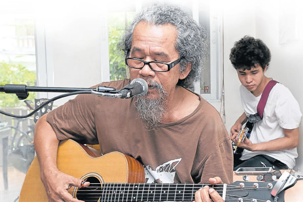 พ่อหงา กันตรึม ดูเหมือนไม่รัก...แต่เรารักกัน