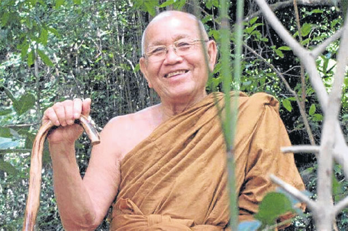 รำลึกถึงหลวงพ่อคำเขียน สุวณโณ (จบ) รำลึกถึงหลวงพ่อคำเขียน สุวณโณ (จบ)