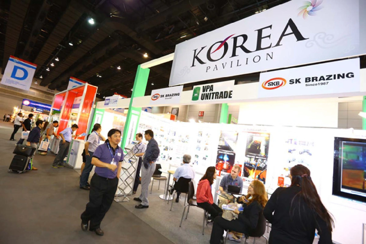 งานแสดงสินค้า Bangkok RHVAC 2015 และ Bangkok E&E 2015