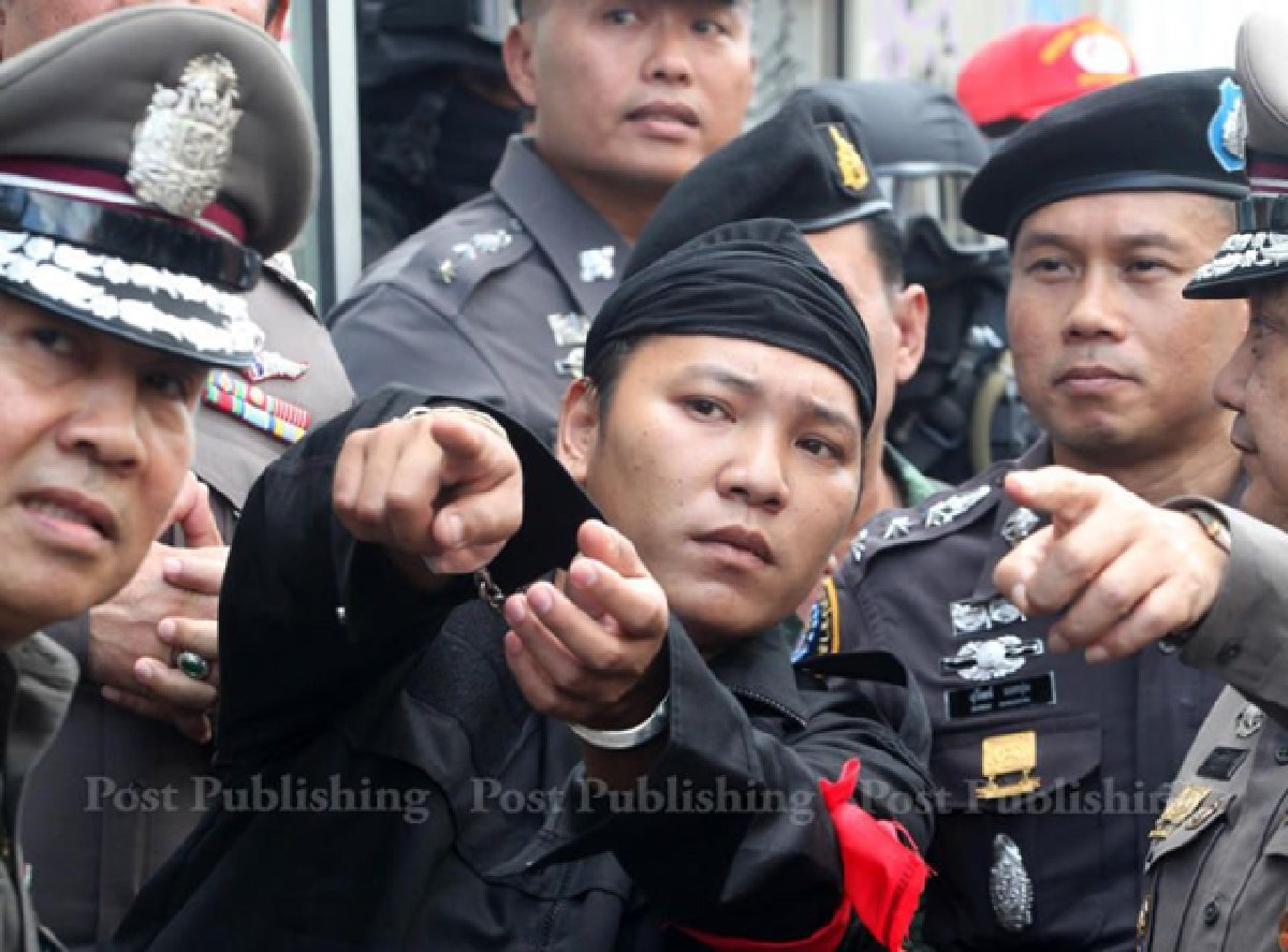 "Men in black" arrested, attack re-enacted (updated Saturday)