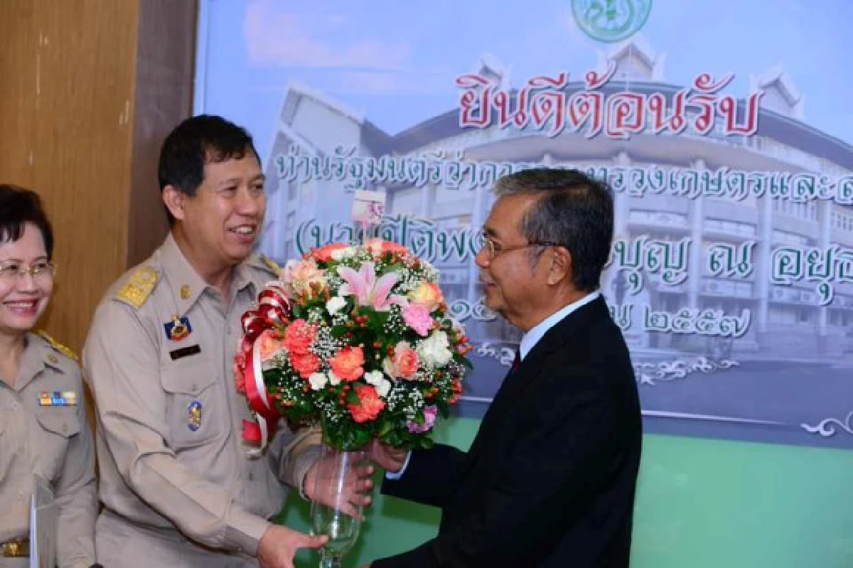 รมว.เกษตรฯเผย1ปีเร่งแก้ปัญหาข้าว-ยางพารา