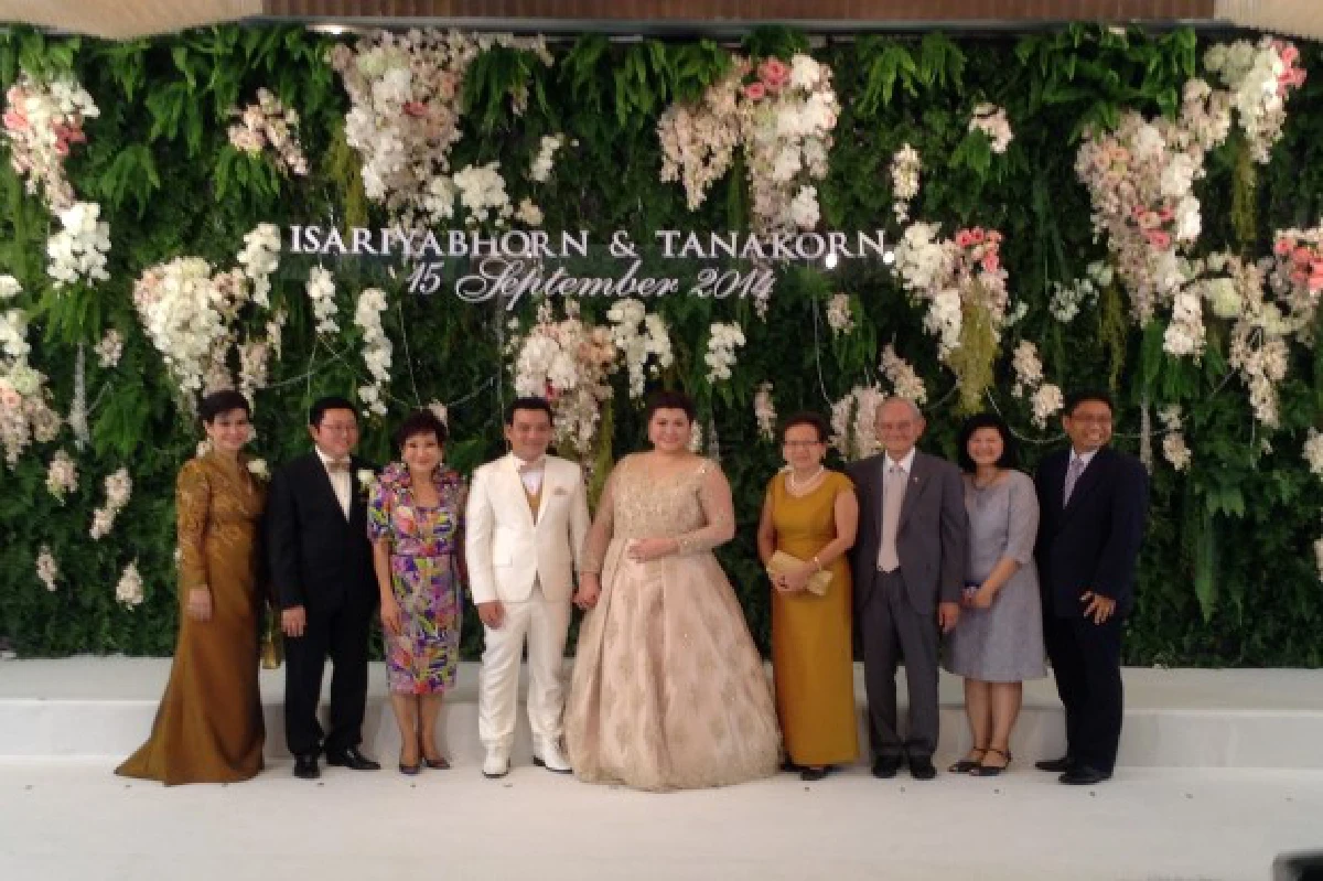 ประยุทธ์-บิ๊กการเมืองร่วมงานแต่งลูกบวรศักดิ์คึกคัก