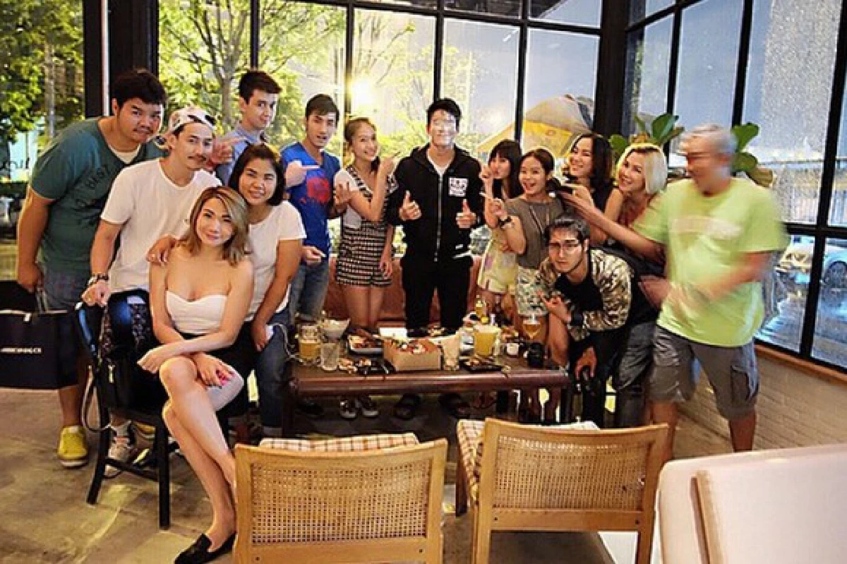 สุดแฮปปี้!"อาเล็ก"จัดวันเกิด"จอย"โผล่ร่วมยินดี