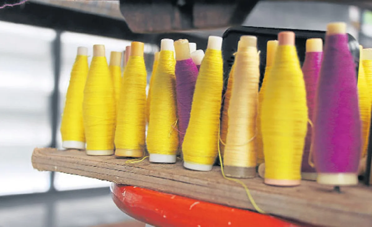 ผ้าเงี่ยงนางดำตำนานผ้าพื้นเมืองโคราช