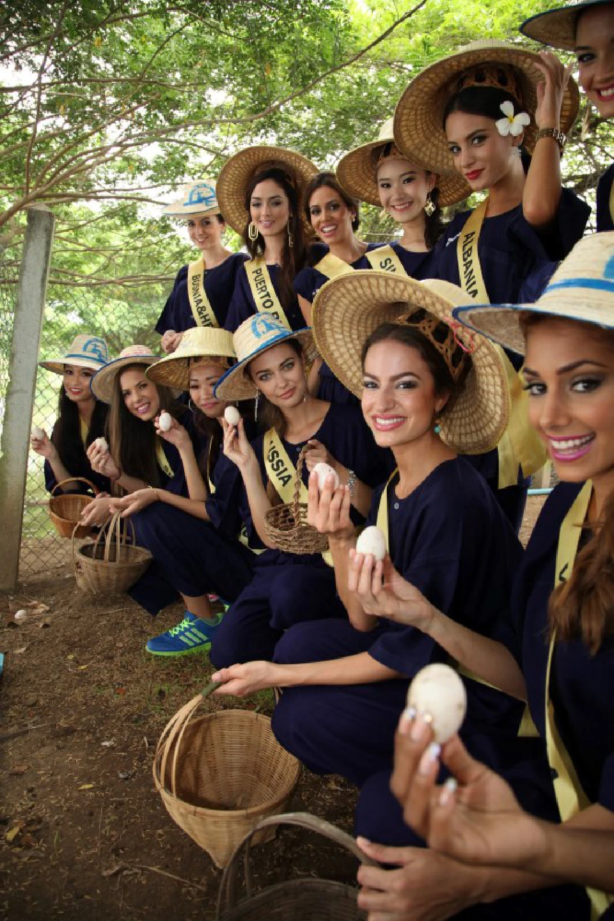 ประมวลภาพสาวประกวดมิสแกรนด์ฯเก็บตัวสุโขทัย