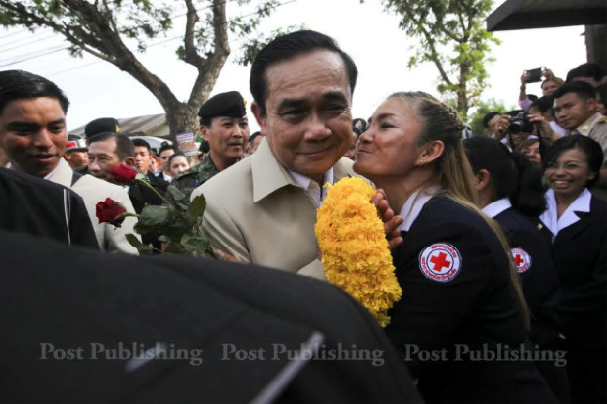 ส่อง"ประยุทธ์สไตล์"ภาษากายบิ๊กตู่