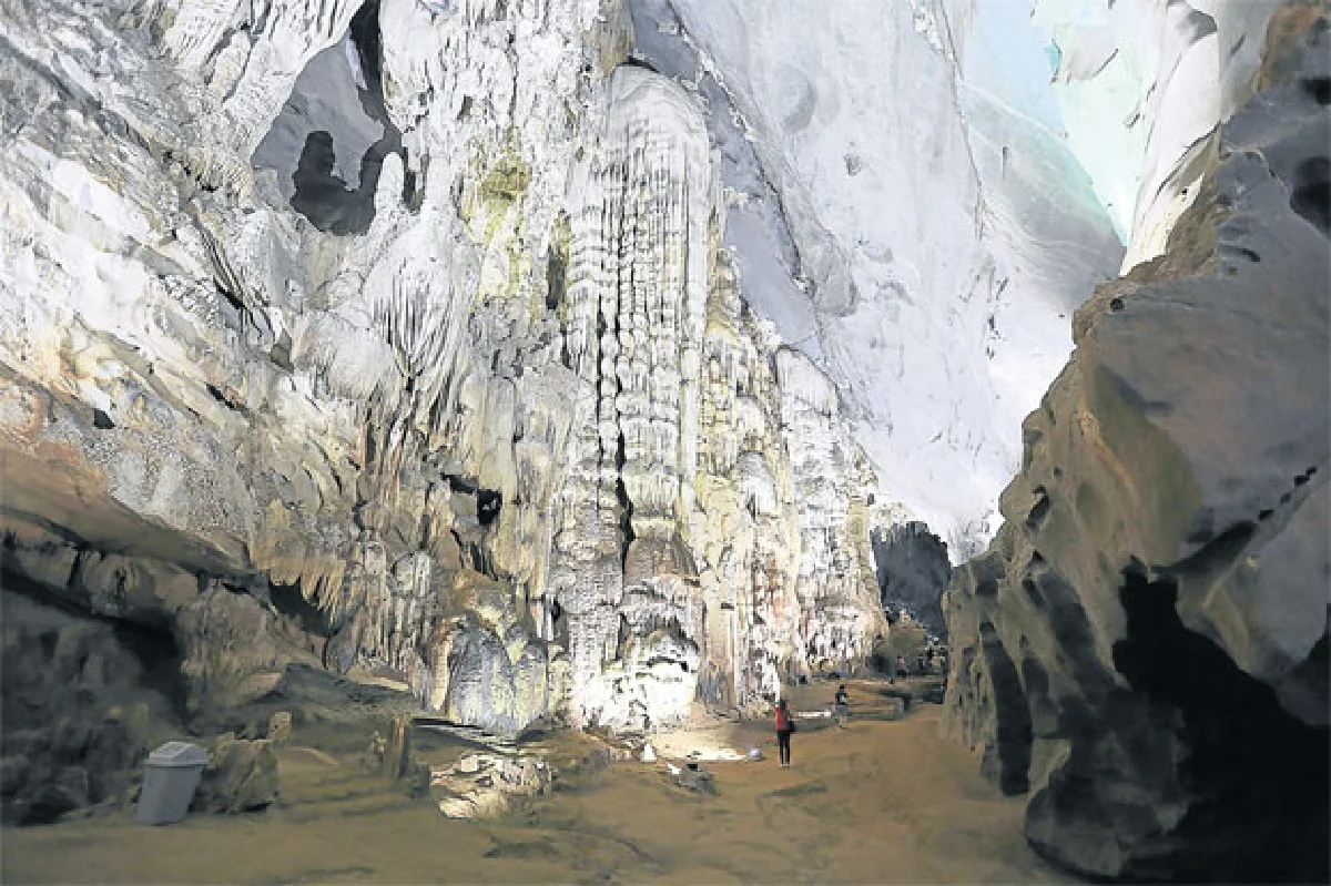 มองถ้ำ ‘ฟ็องญา’