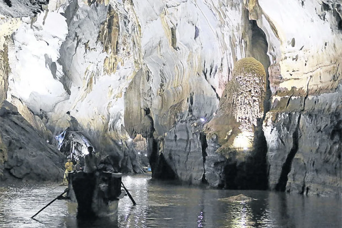 มองถ้ำ ‘ฟ็องญา’