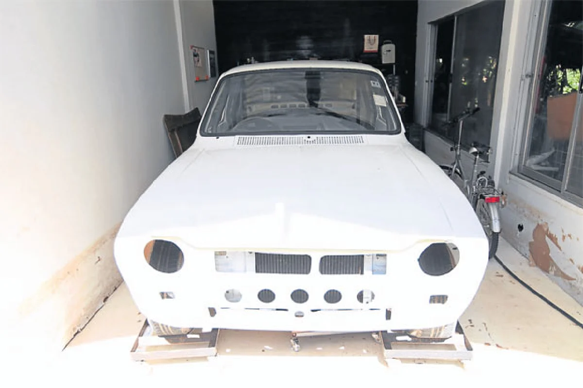 รถคลาสสิกสุดรักของ กิตติพล ปราโมช ณ อยุธยา