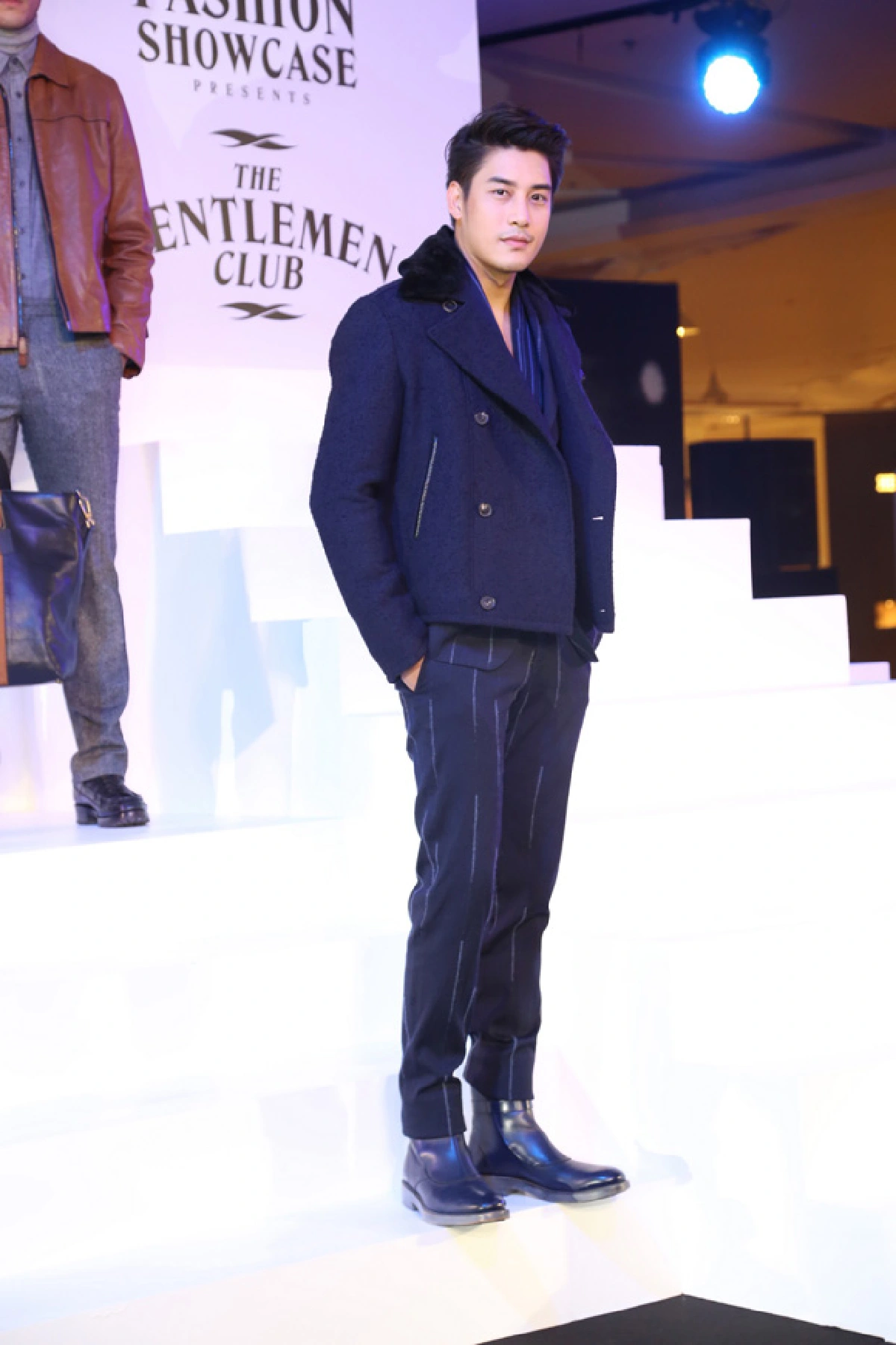 สยามพารากอนจัดแฟชั่นโชว์ “Siam Paragon World Fashion Showcase”