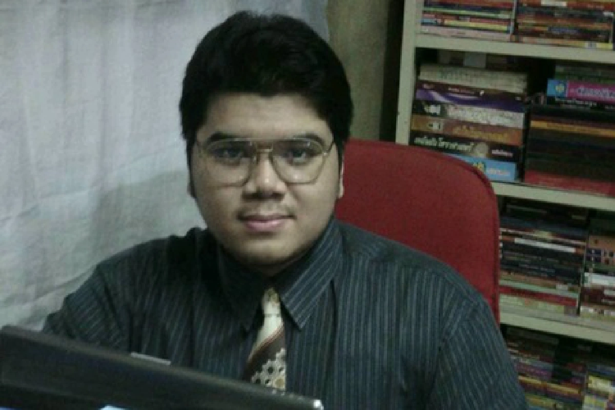 โหรดังทายทักพระจันทร์เลือดเดือนตุลา