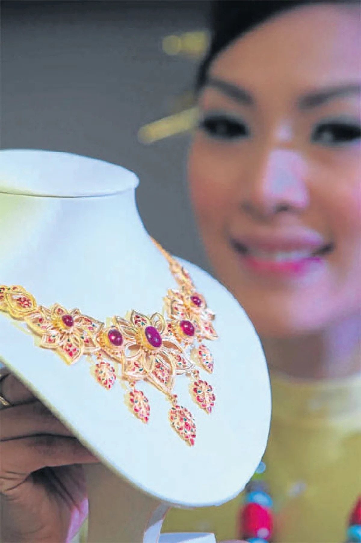 เอกลักษณ์การรังสรรค์เครื่องประดับทองสุโขทัย