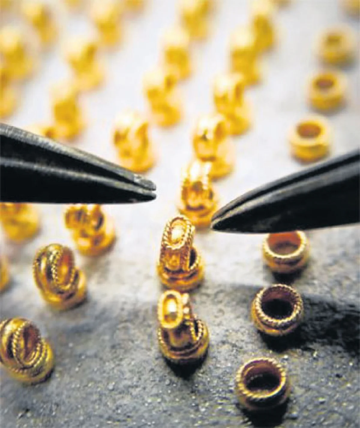 เอกลักษณ์การรังสรรค์เครื่องประดับทองสุโขทัย