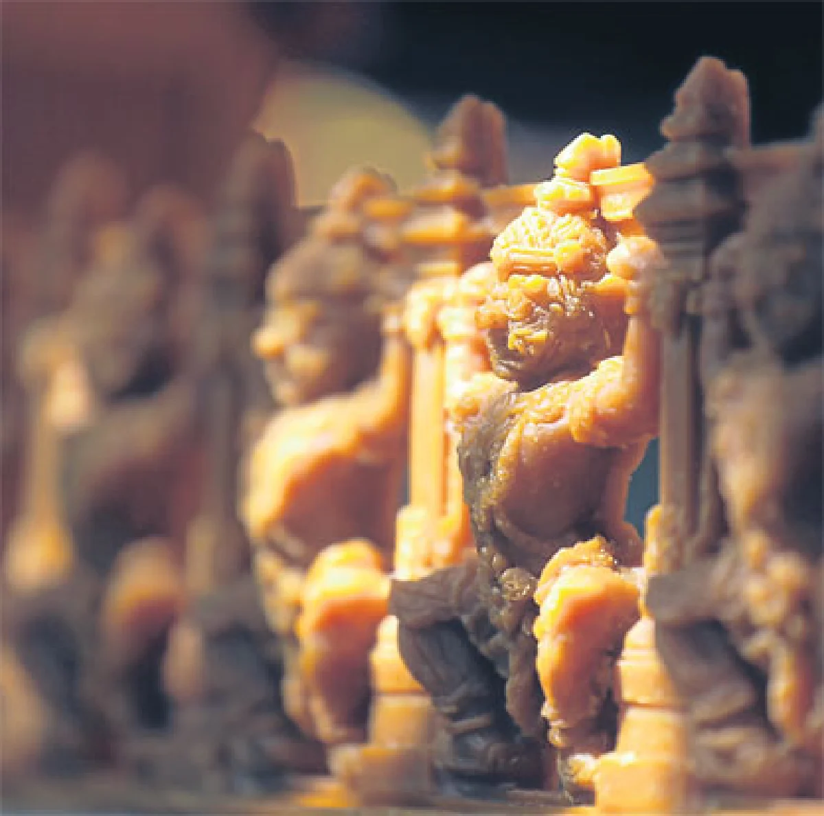 แสงสาด ปราสาทผึ้ง