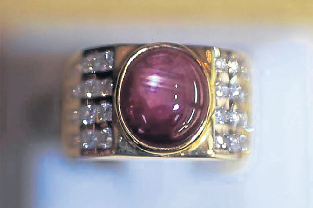 แม่สอด ตลาดพลอยริมรั้วชายแดนไทยพม่า