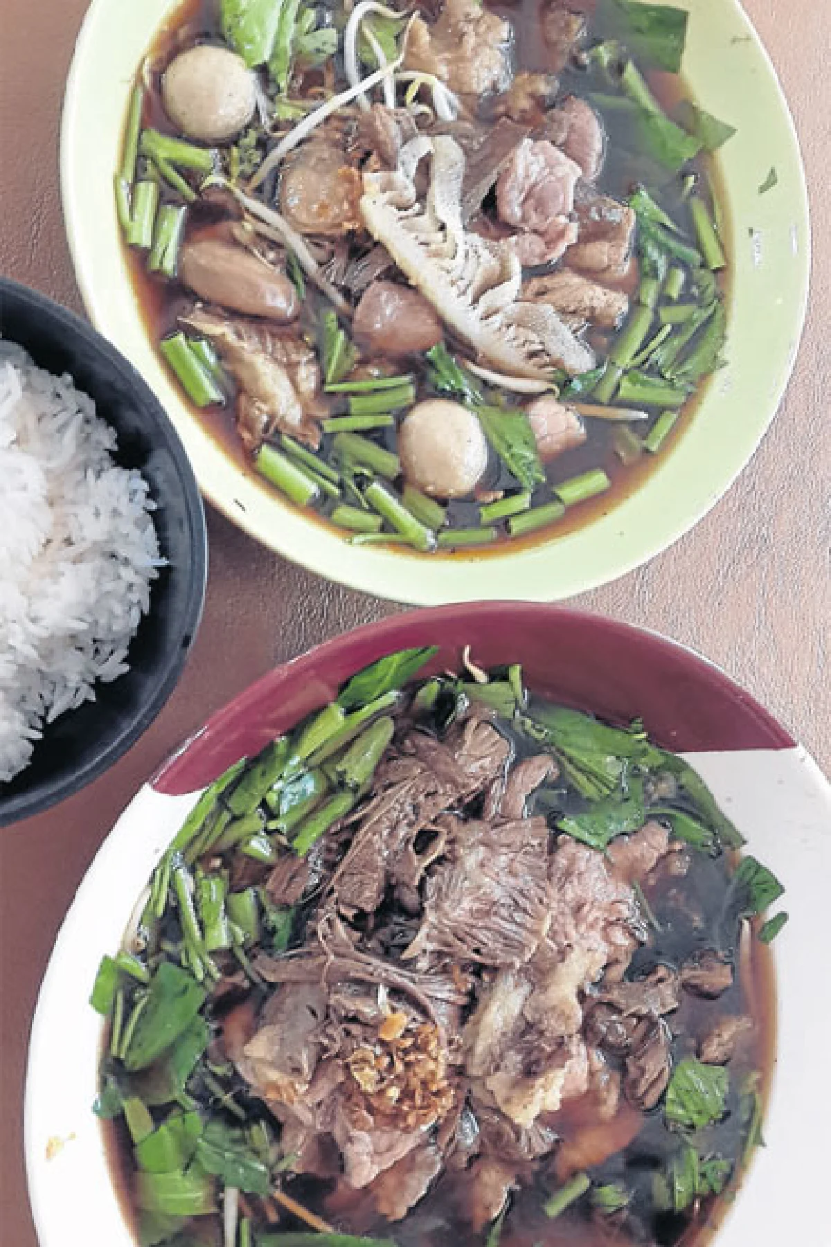 สว่างอรุณ ก๋วยเตี๋ยวเนื้อชามใหญ่ กับรสชาติแซ่บๆ