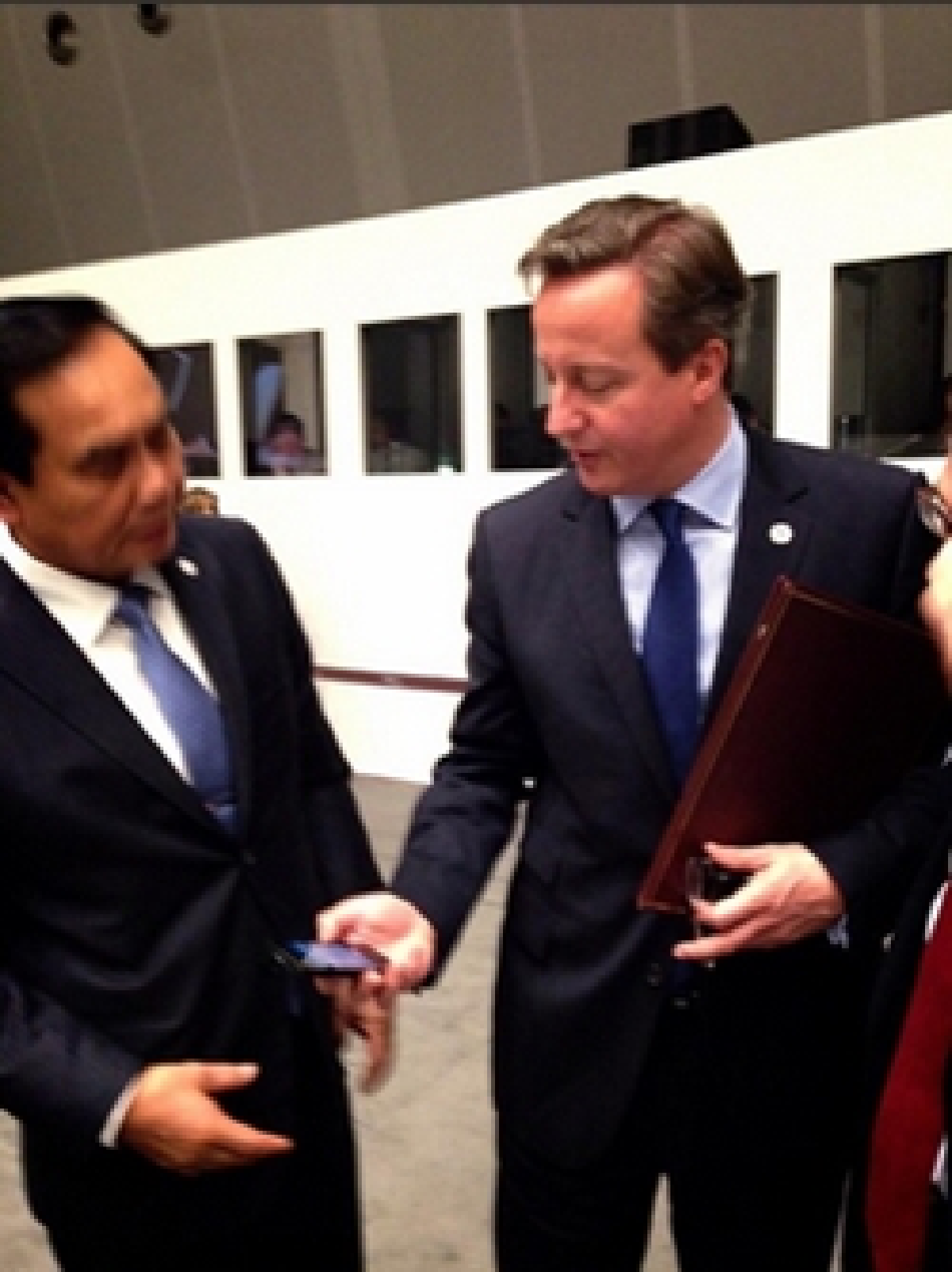 PM: British police to observe, not investigate