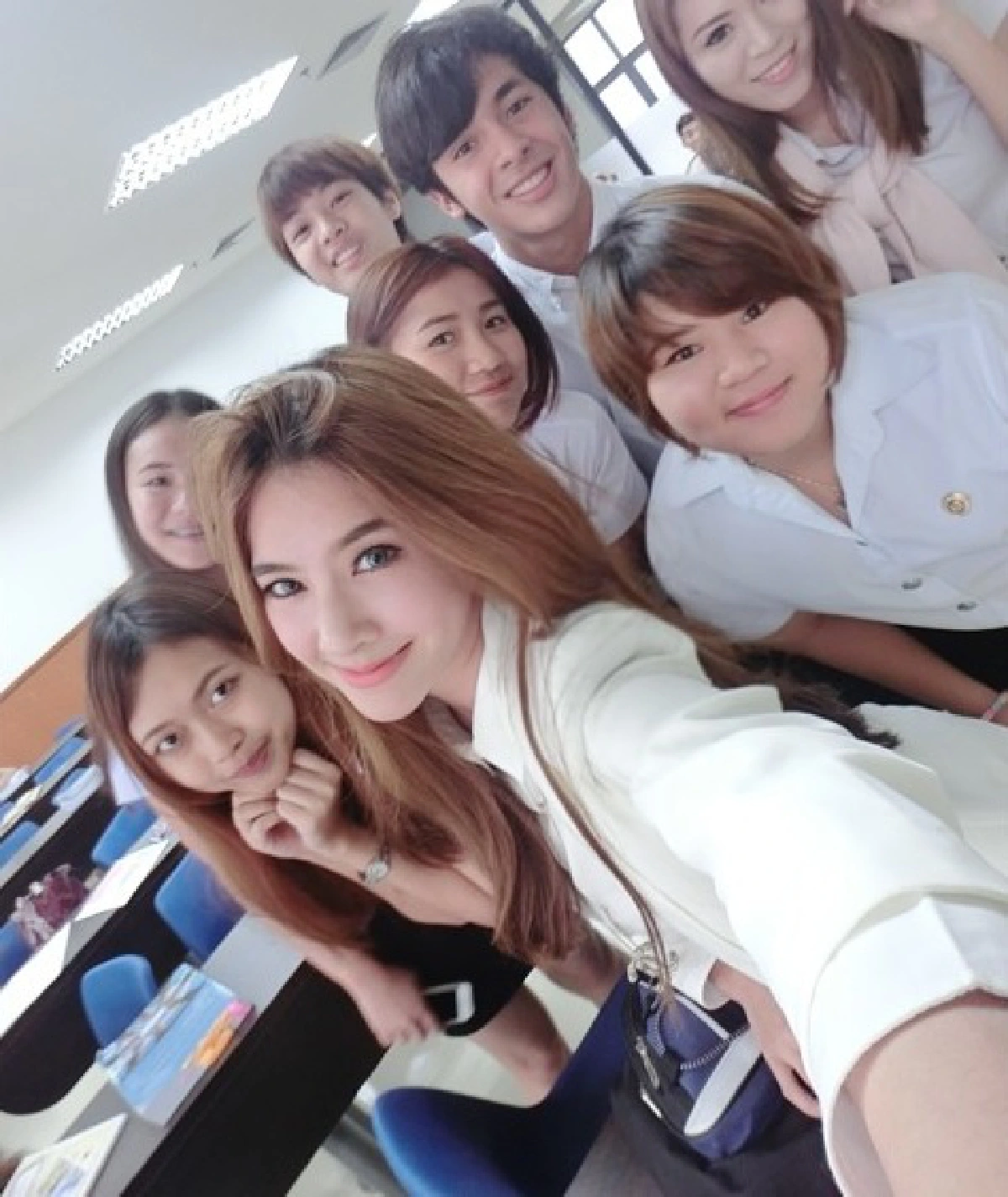 "เบเบ้"ติดใจ!อาชีพอาจารย์ ยันไม่ทิ้งวงการบันเทิง