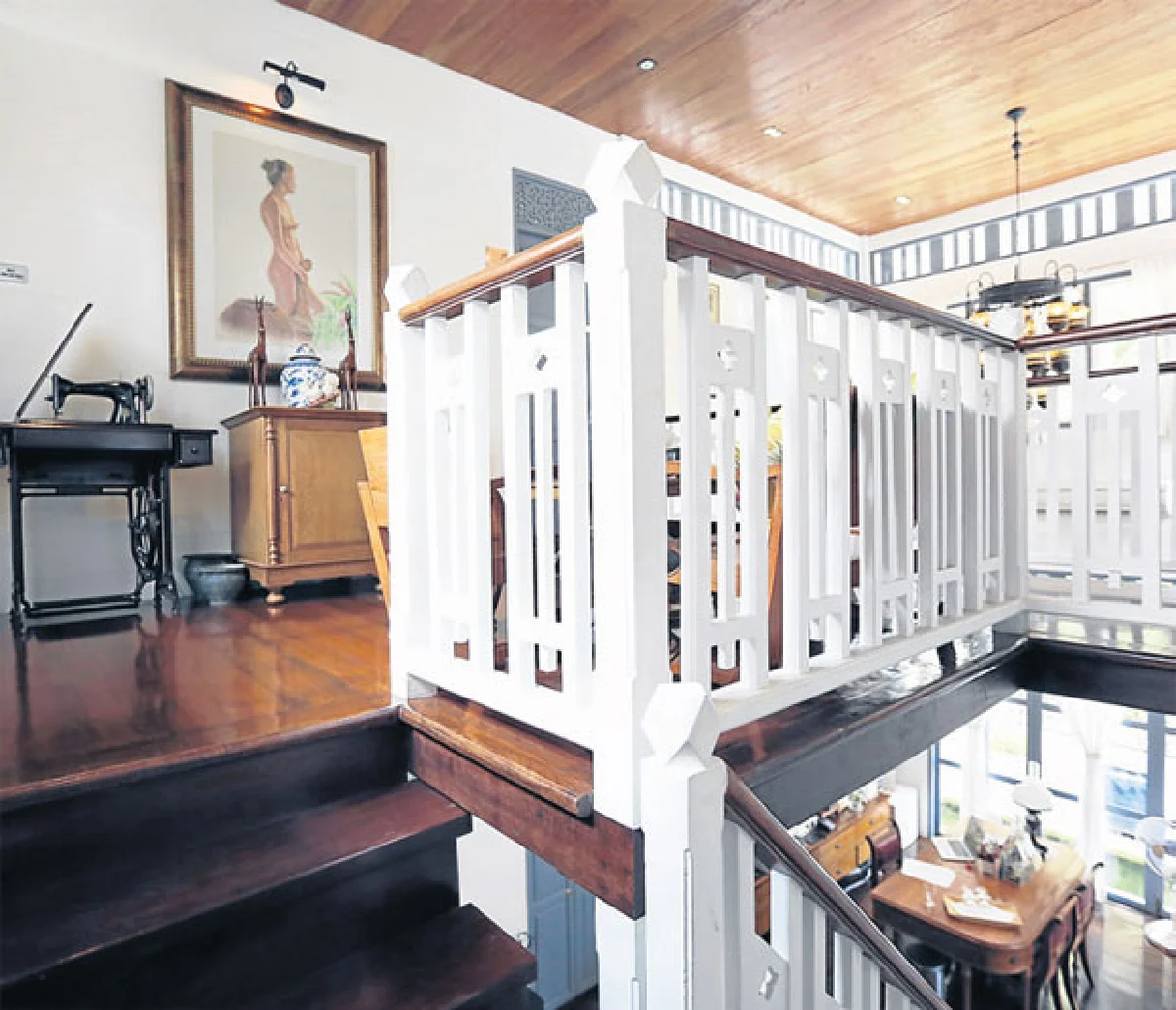 อุ่นใจในบ้านเก่า บ้านนพวงศ์