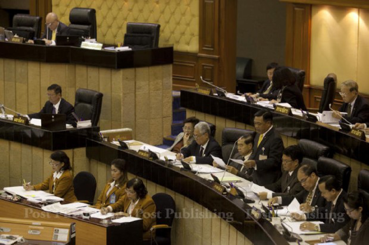 สปช.ไม่เห็นด้วยคนนอกร่วมกมธ.ยกร่างรัฐธรรมนูญ สปช.ไม่เห็นด้วยคนนอกร่วมกมธ.ยกร่างรัฐธรรมนูญ