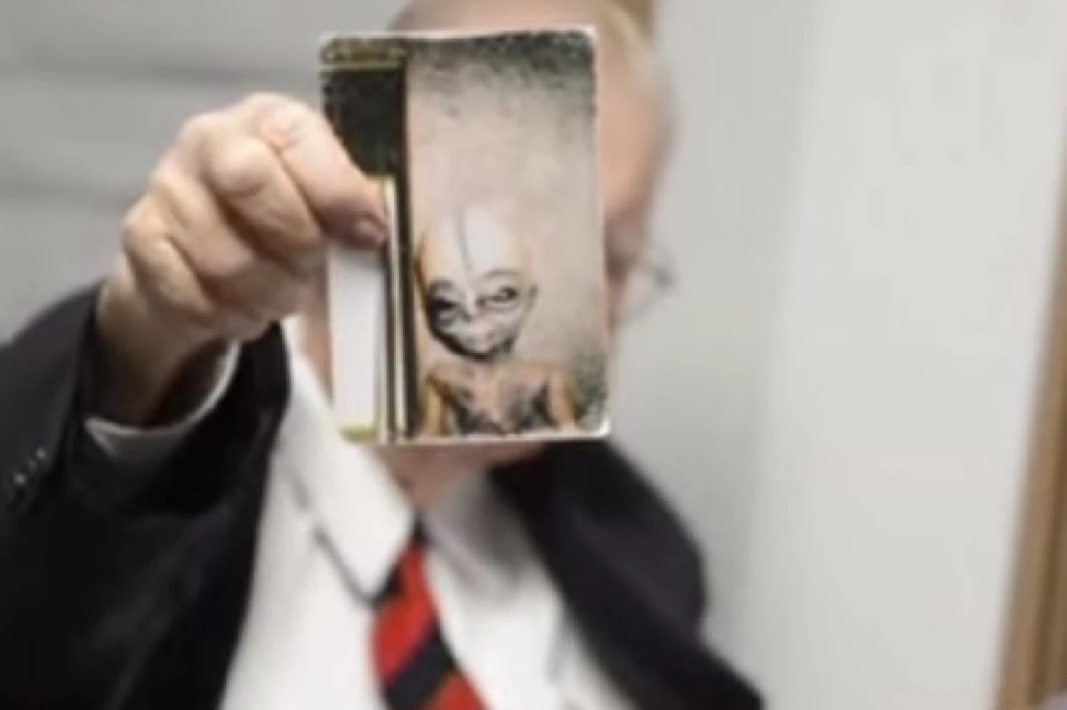 นักวิทย์มะกันอัดคลิปเผยมนุษย์ต่างดาวมีจริง!