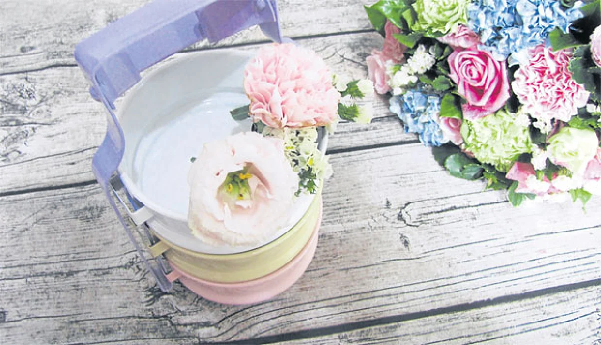 ปิ่นโตดอกไม้