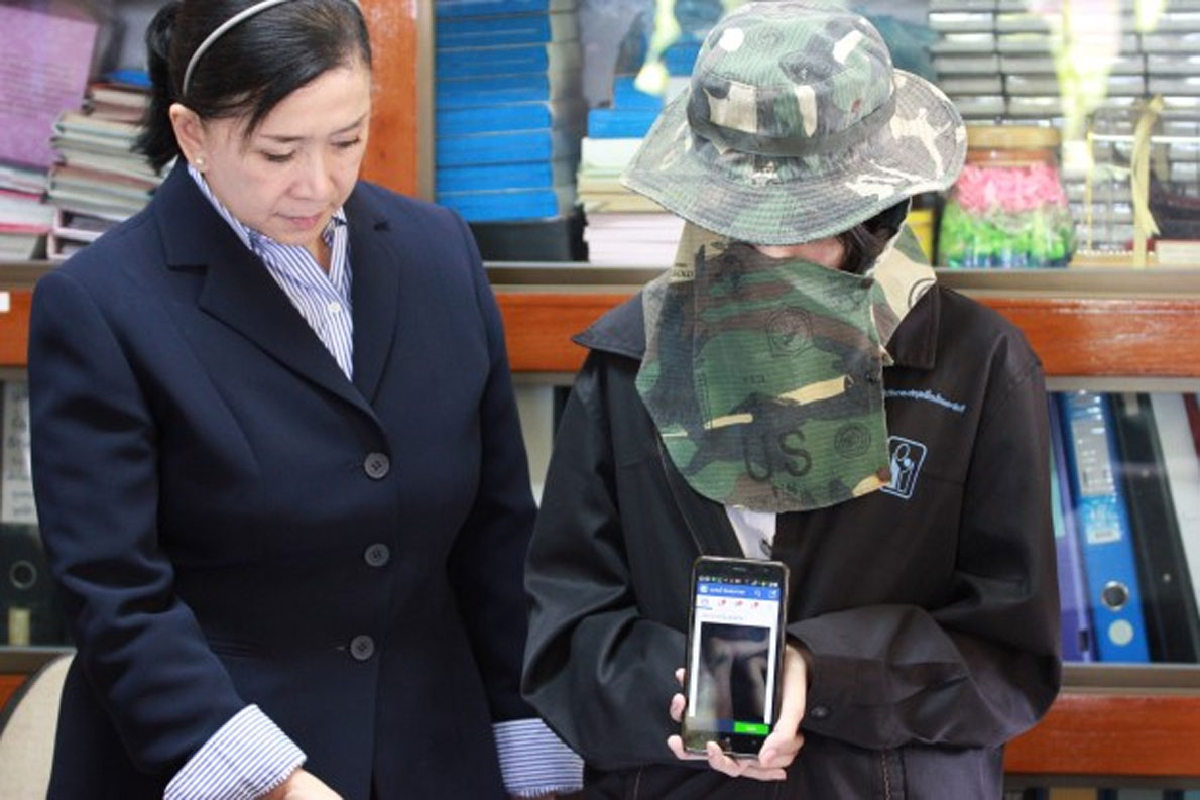 สาวร้องปวีณาถูกแฟนหนุ่มยศ "ร.ต.ท." ทำร้าย สาวร้องปวีณาถูกแฟนหนุ่มยศ "ร.ต.ท." ทำร้าย