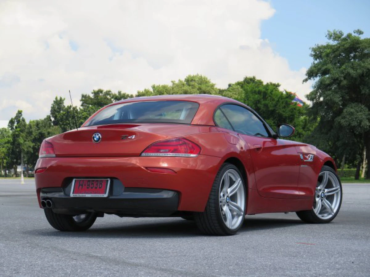 BMW Z4 ส้มเปรี้ยวจี๊ด แรงเร้าใจ