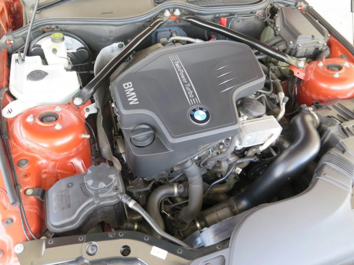 BMW Z4 ส้มเปรี้ยวจี๊ด แรงเร้าใจ