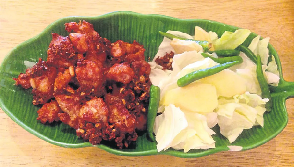 บ้านสุทธิลักษณ์ ร้านนี้มีดีที่แหนม