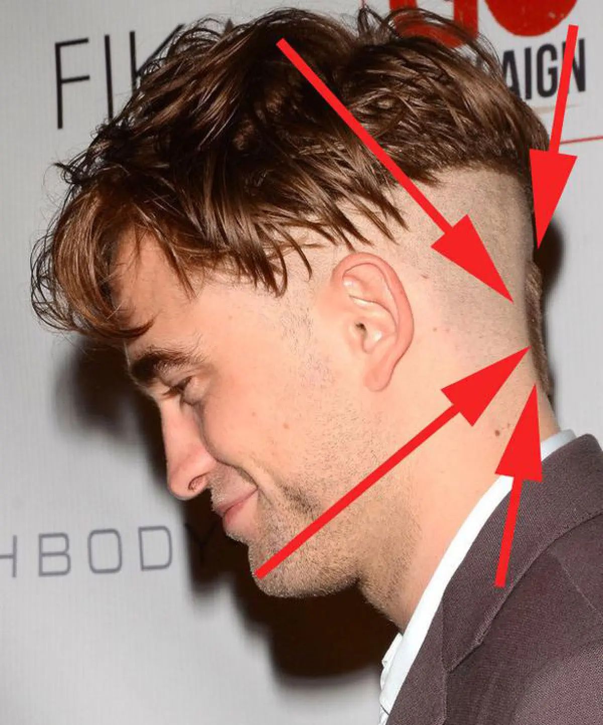 แฟนคลับอึ้ง!ลุคใหม่"โรเบิร์ต แพททินสัน"เกรียนสุดๆ