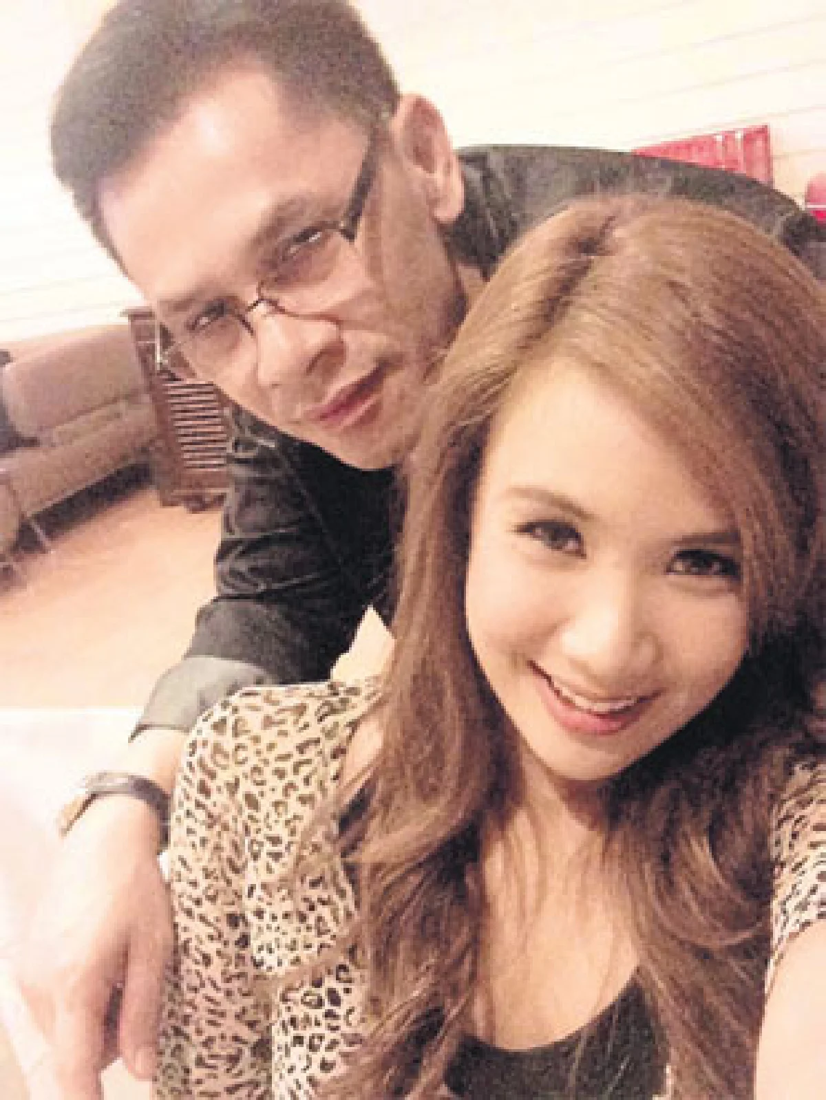 นางฟ้าบนผืนผ้าใบ