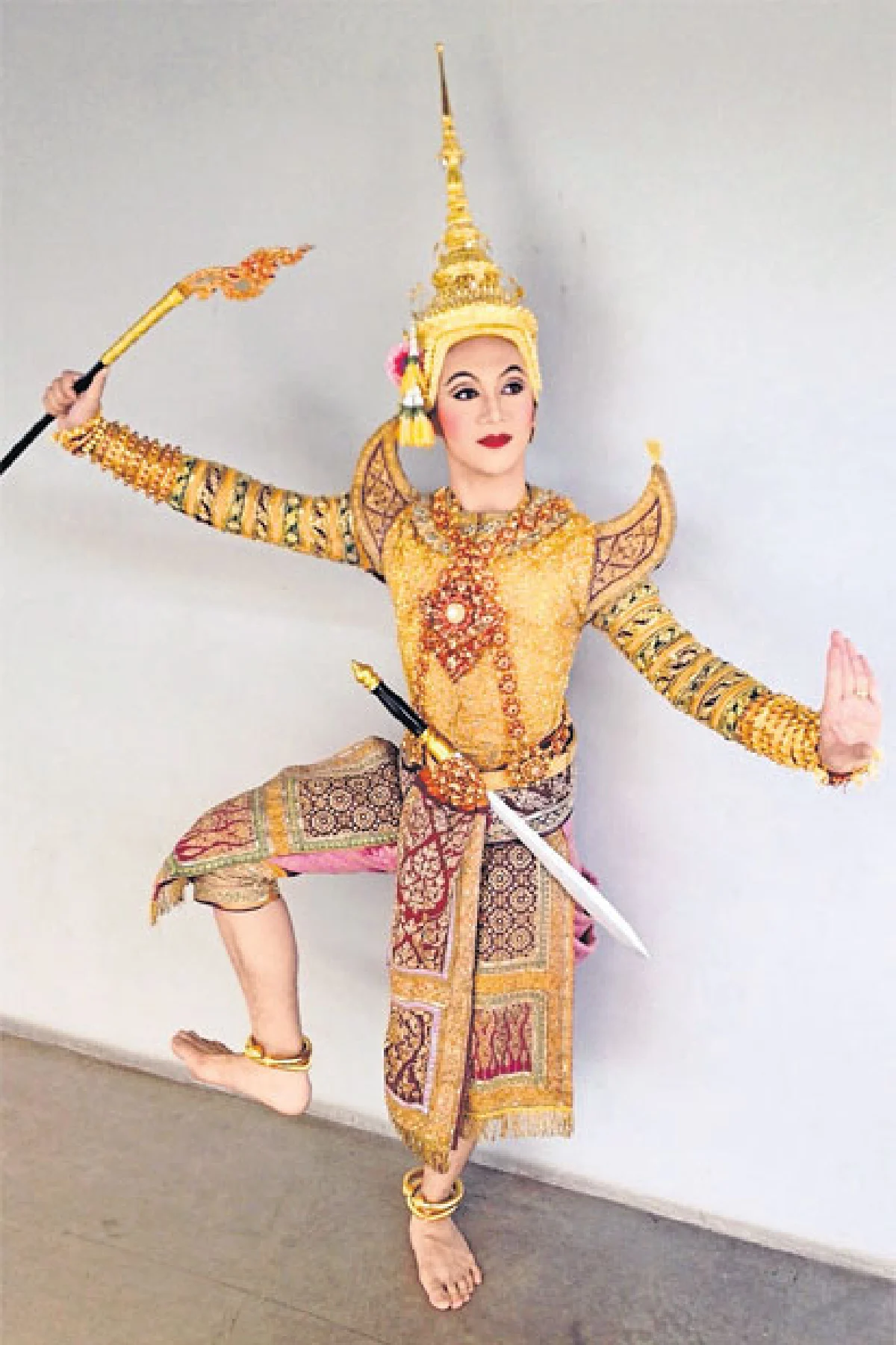 4 เยาวชนโขนนาคบาศ คนเล็กๆ กับนาฏศิลป์ครั้งยิ่งใหญ่