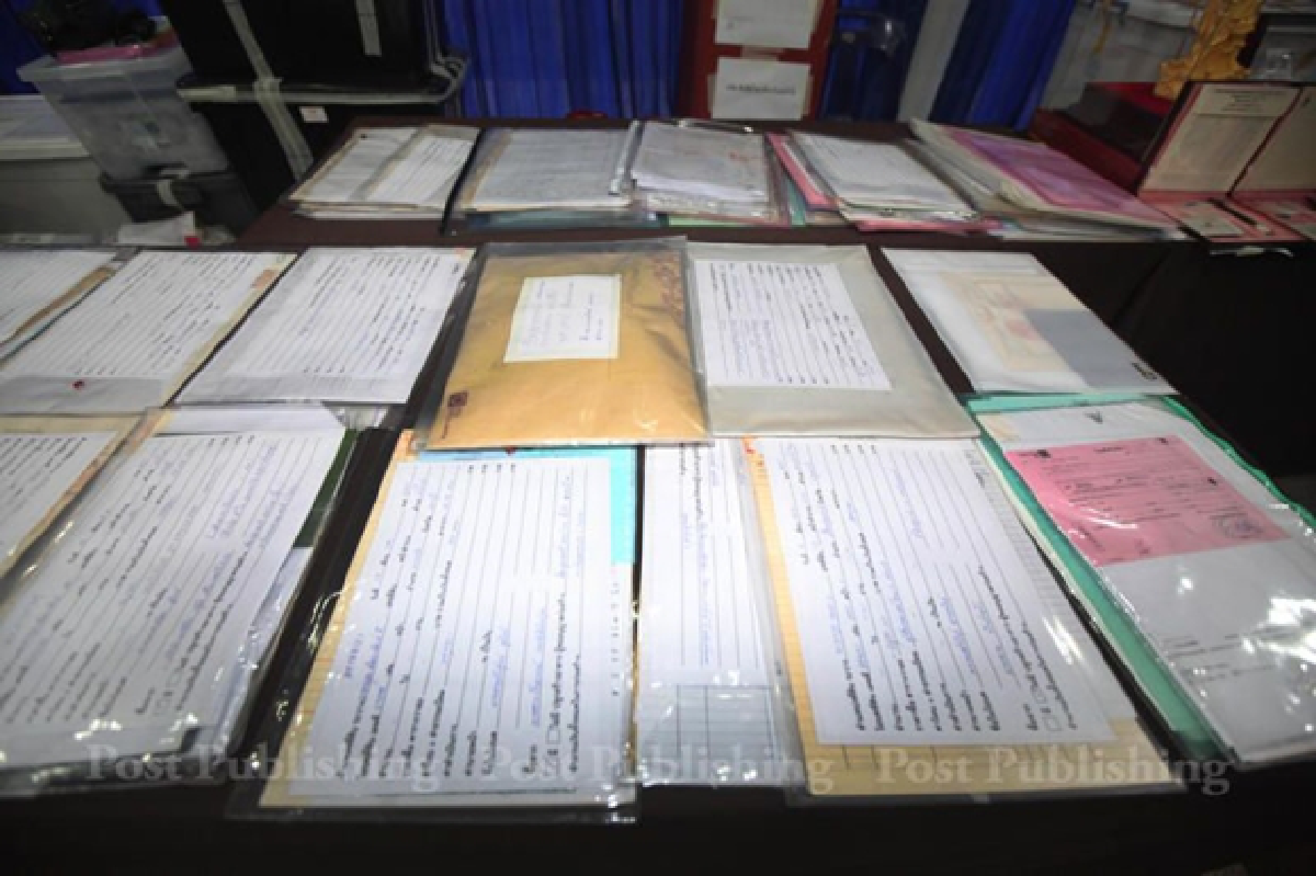 Corruption wealth shown, 5 more arrests