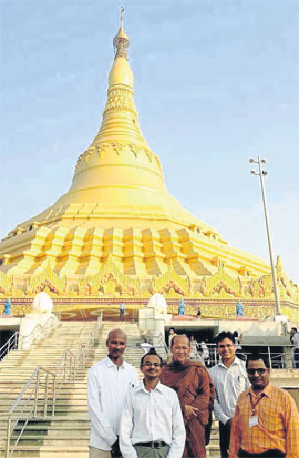 ก้าวย่างสู่ความเป็นบัณฑิต ด้วยการพัฒนาจิตให้มีคุณธรรม!
