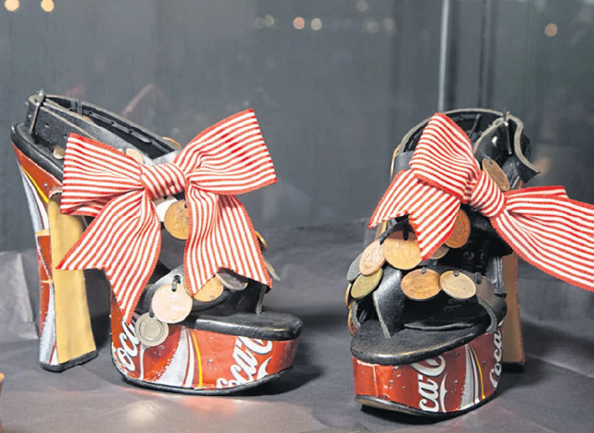 41 ปี แห่งงานออกแบบ วิเวียน เวสต์วูด