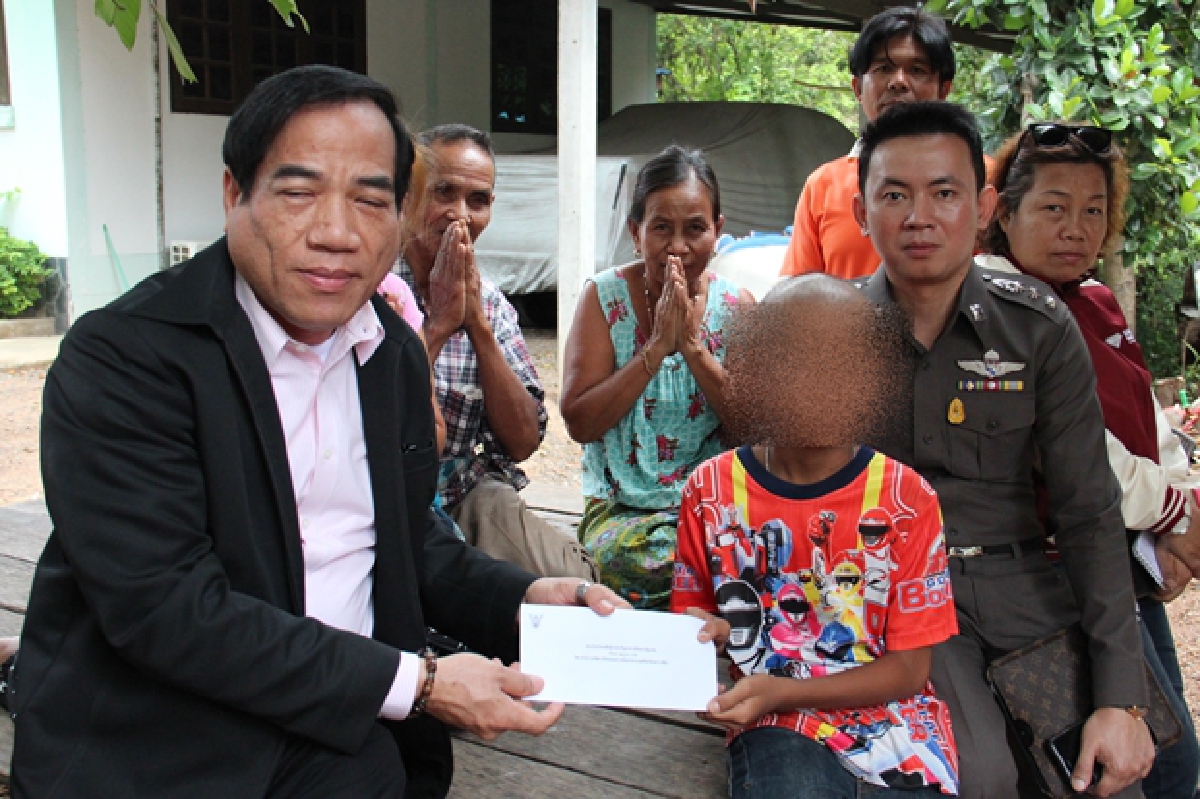 พม.โคราชช่วยเด็กป่วยมะเร็งเม็ดเลือดขาว พม.โคราชช่วยเด็กป่วยมะเร็งเม็ดเลือดขาว
