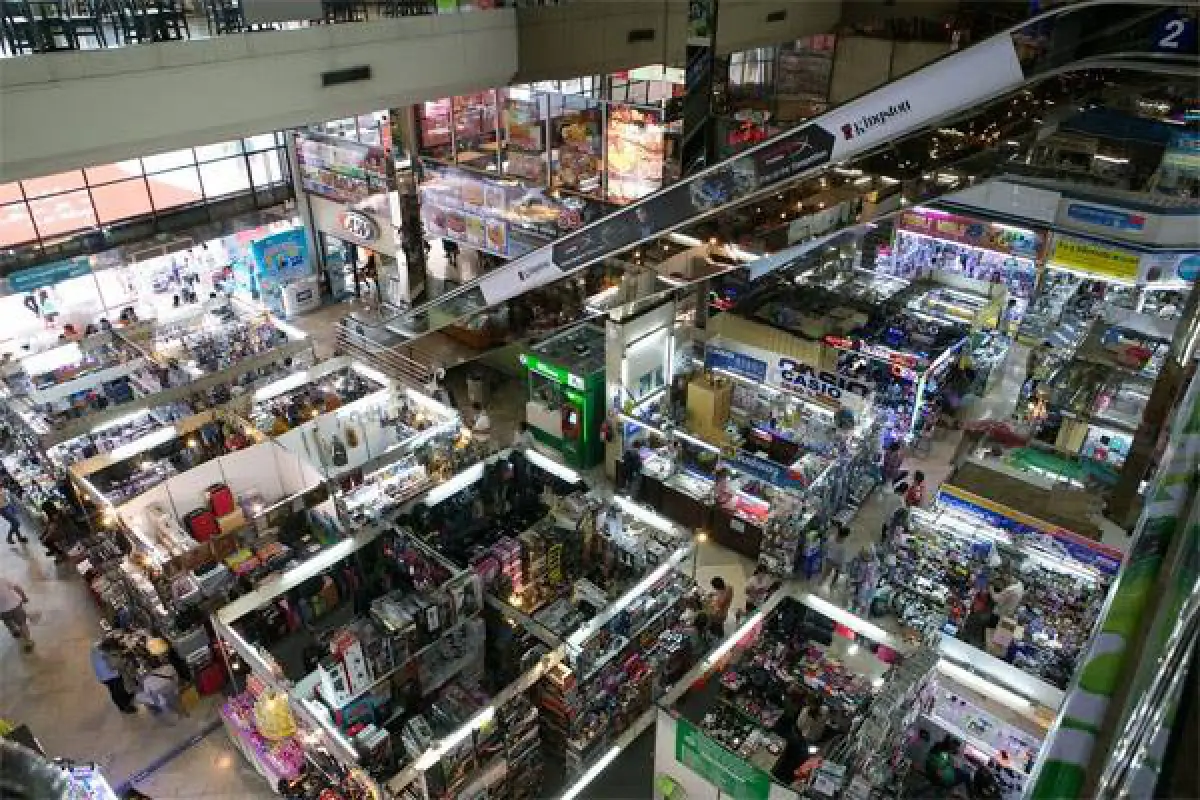 ลมหายใจสุดท้ายของ "พันธุ์ทิพย์พลาซ่า"