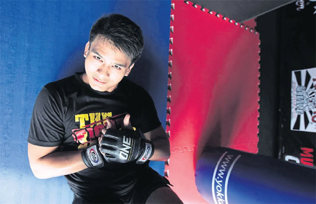 ชนนภัทร วิรัชชัย นักสู้หมัดเหล็กแห่งเอ็มเอ็มเอ