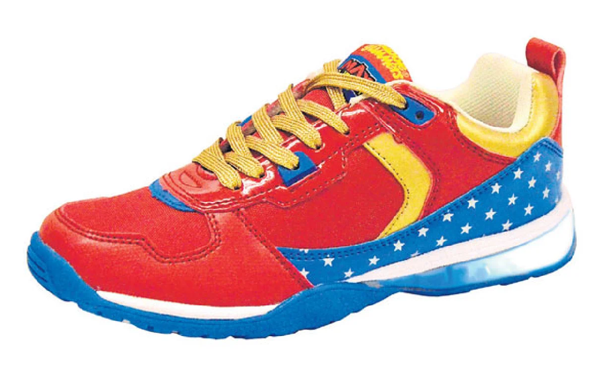 120 ปี 'บาจา' รู้เฟื่องเรื่องรองเท้า