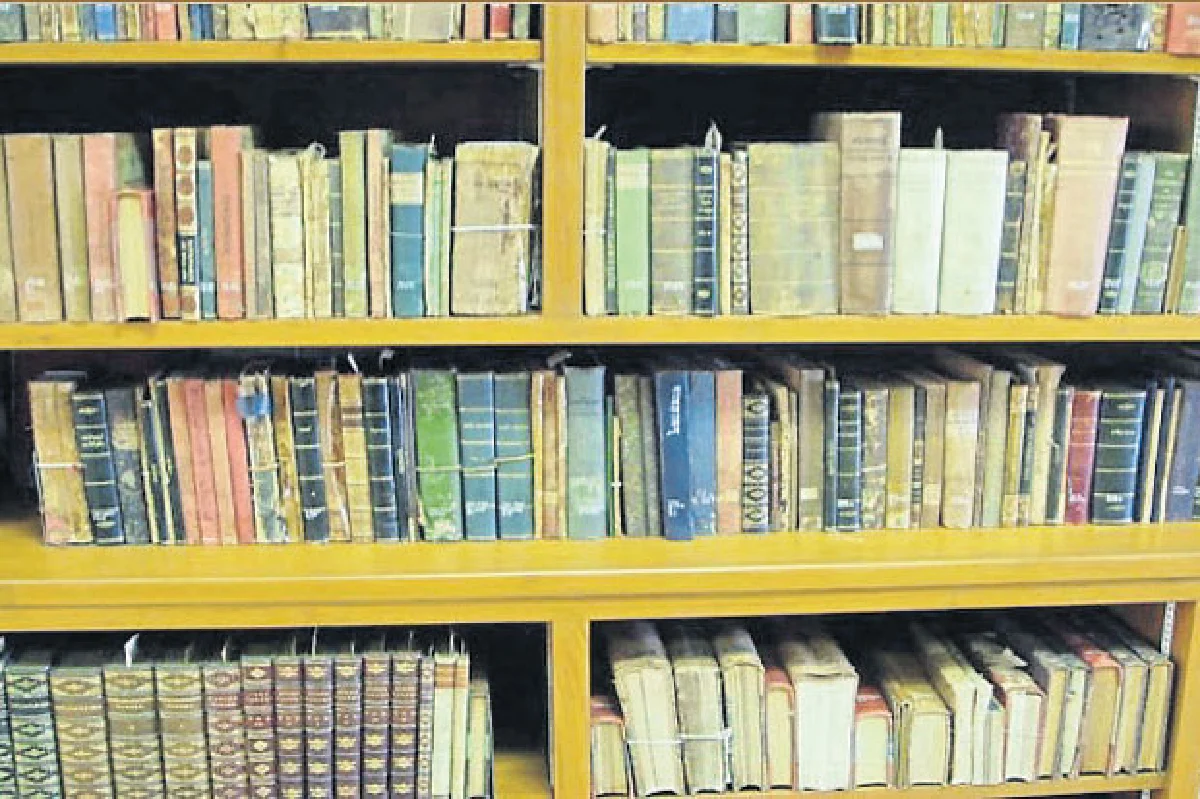 ภารกิจอนุรักษ์หนังสือหายาก พิทักษ์ขุมทรัพย์ทางปัญญาของไทย