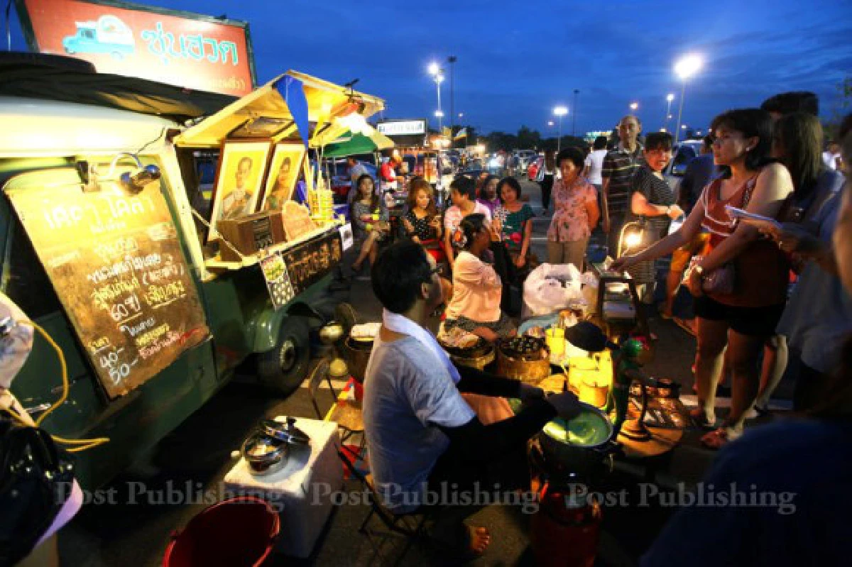 "ตลาดมืดหมื่นล." ขุมทรัพย์ยามค่ำคืน