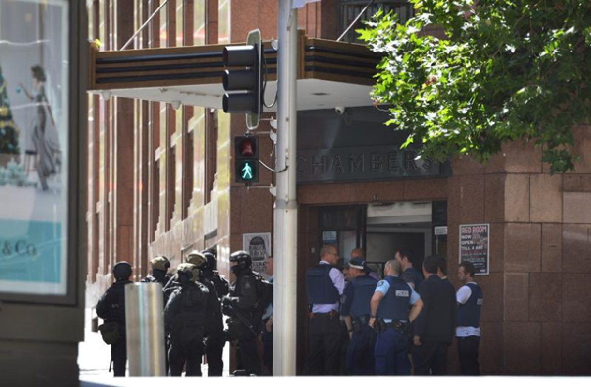 Violent end to Sydney hostage drama (updated)