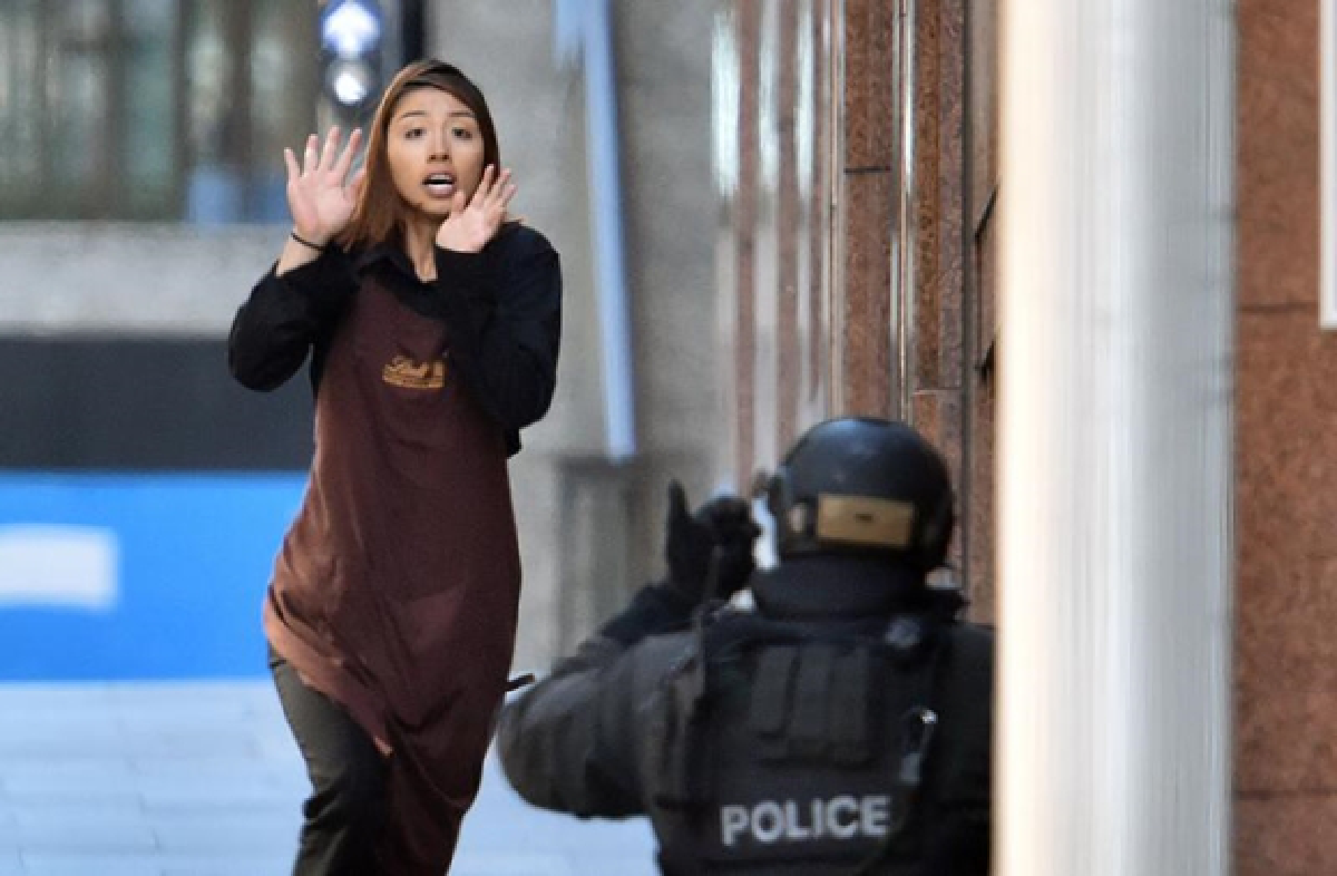 Violent end to Sydney hostage drama (updated)