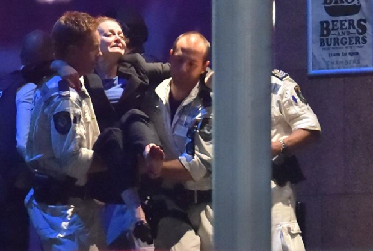Violent end to Sydney hostage drama (updated)