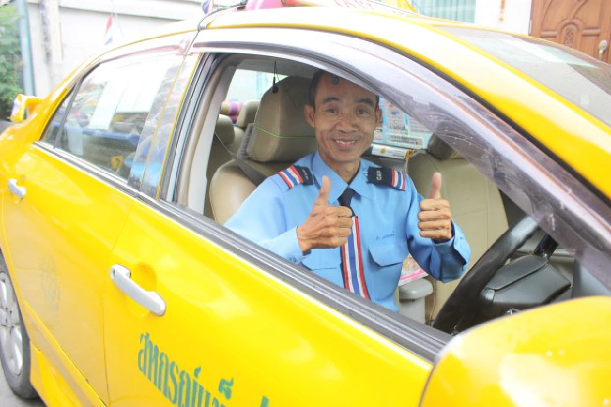 เล็ก แท็กซี่มิเตอร์ "ผมรักงานบริการ ผมจึงขับรถด้วยใจ"