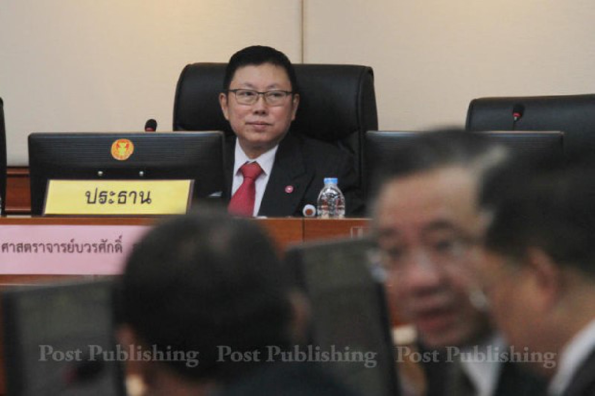บวรศักดิ์เตรียมแจงปมเลือกนายกฯทางตรงสัปดาห์หน้า บวรศักดิ์เตรียมแจงปมเลือกนายกฯทางตรงสัปดาห์หน้า