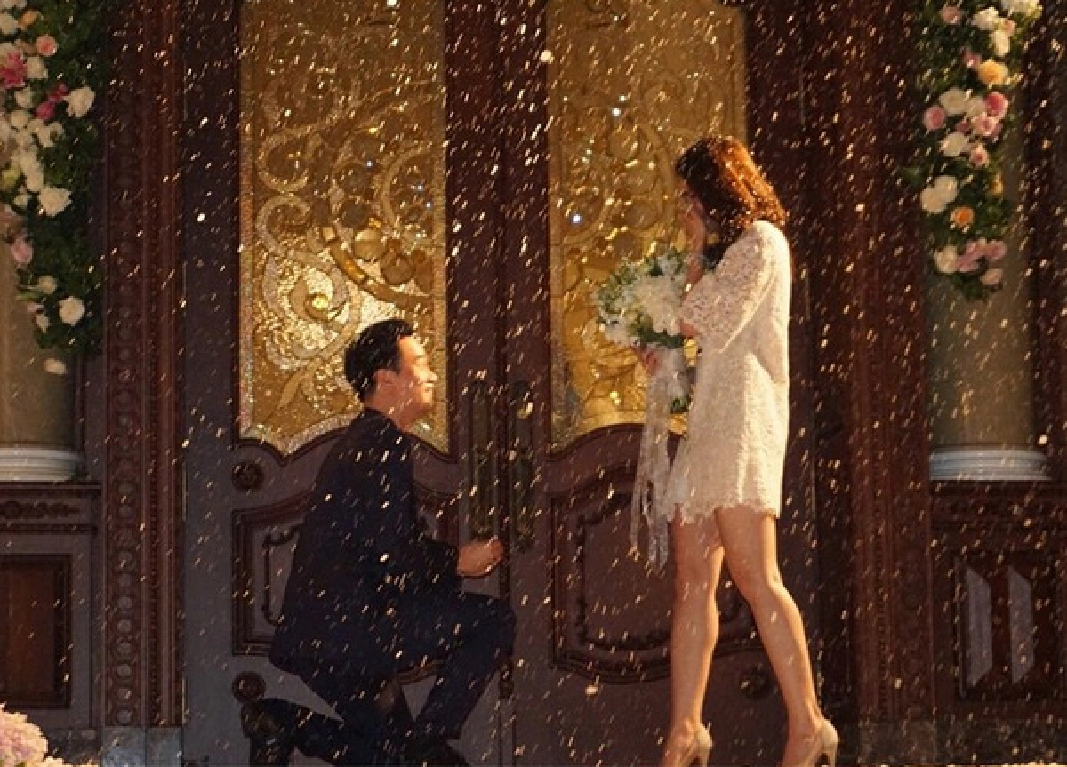 สุดหวาน!น็อตคุกเข่าขอ "ชมพู่" แต่งงาน